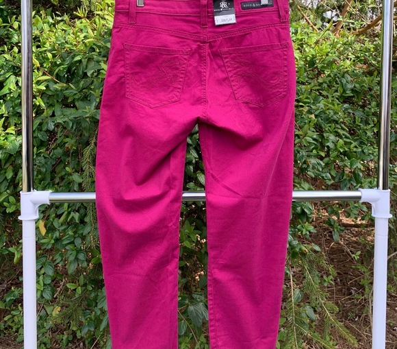 WOMANS JEANS - Picture 4 of 4